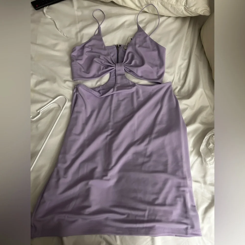 Alice + Olivia Havana Sleeveless Cut Out Minidress - Picture 11 of 11